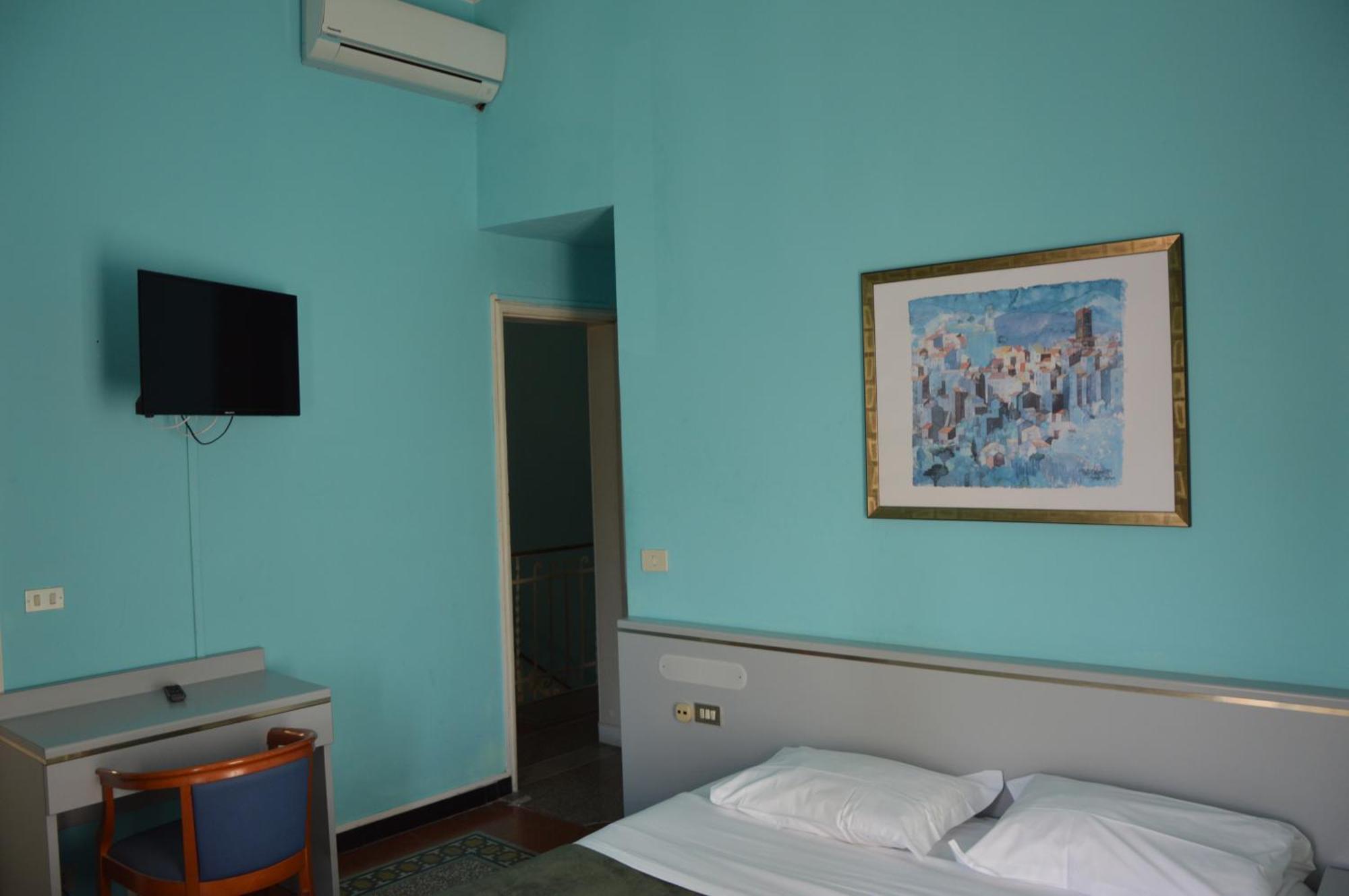 Hotel Doria Chiavari Exterior foto